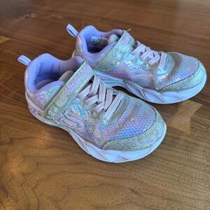 Skechers Kids' Glitter Sneakers - Silver and Lavender. Girls Size 1